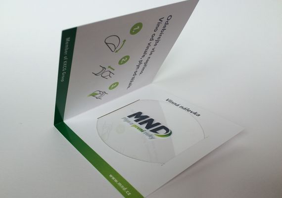 Vinná nálevka dvoudílná skládaná